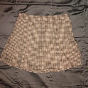 tan & white plaid skirt
